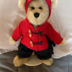 2003 Vintage Bearington Bear w/stand